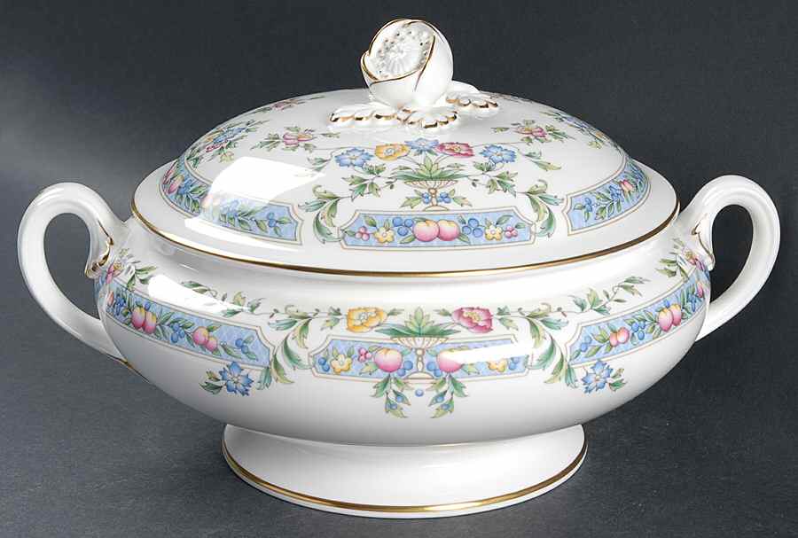 Mayfield Round Covered Vegetable by Royal Worcester-1