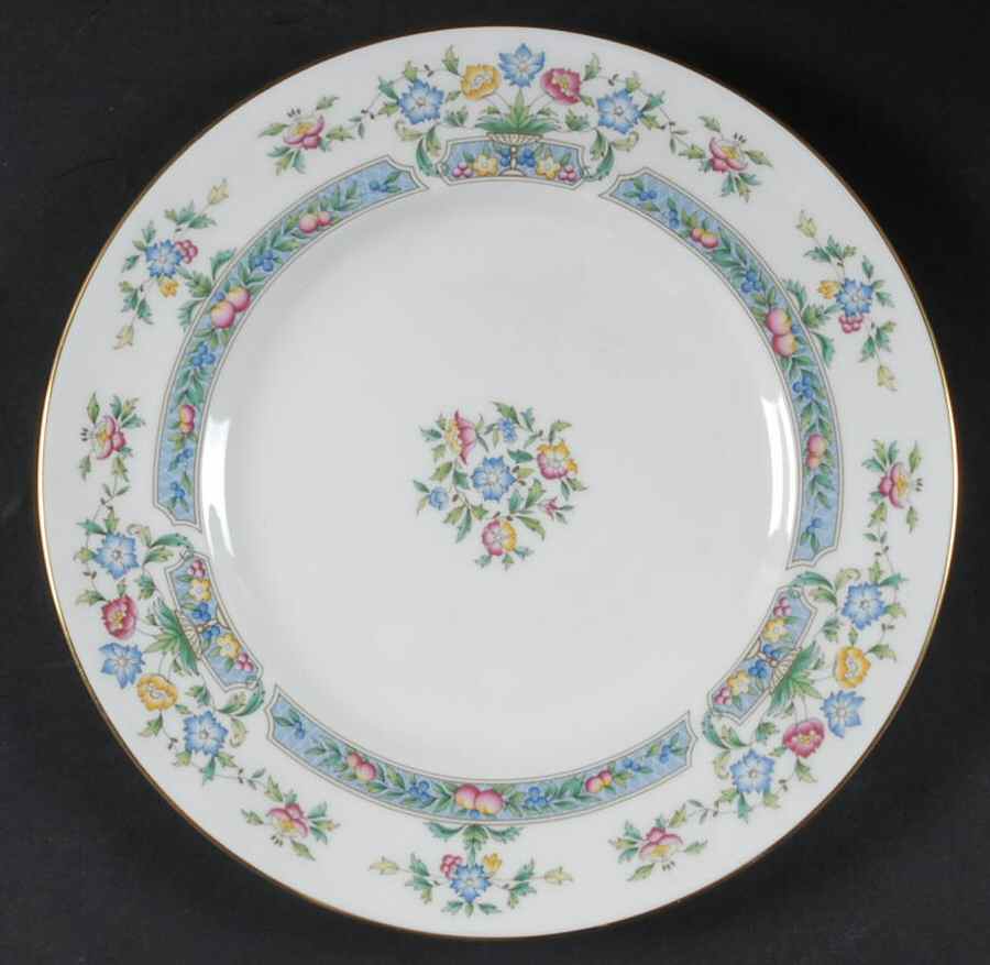 Mayfield Luncheon Plate by Royal Worcester-1