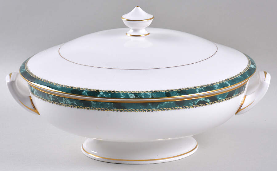 Medici Green Round Covered Vegetable by Royal Worcester-1