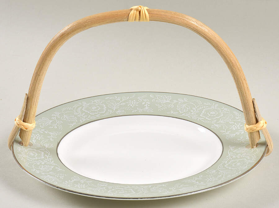 Mirage 5 3/8"-5 5/8" Bamboo Handled Serving Plate  HC by Royal Worcester-1