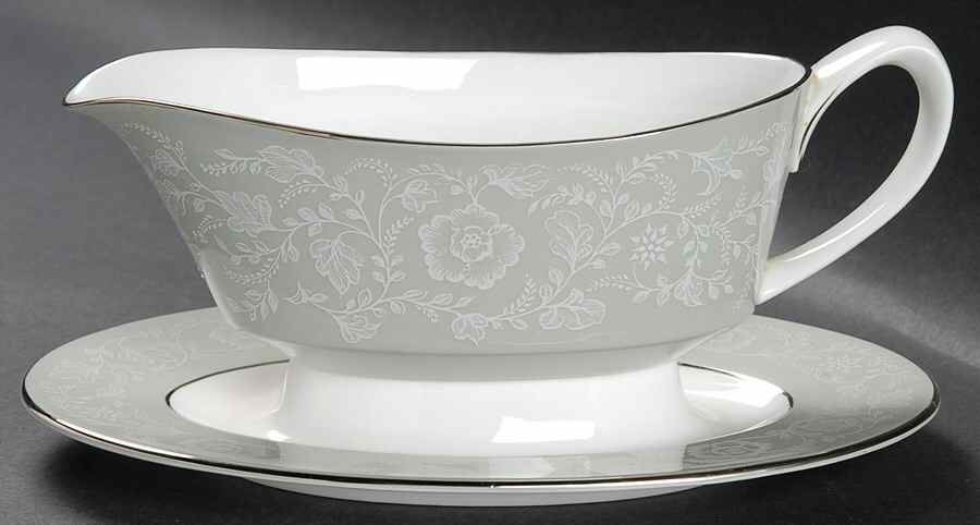 Mirage Gravy Boat with Attached Underplate by Royal Worcester-1