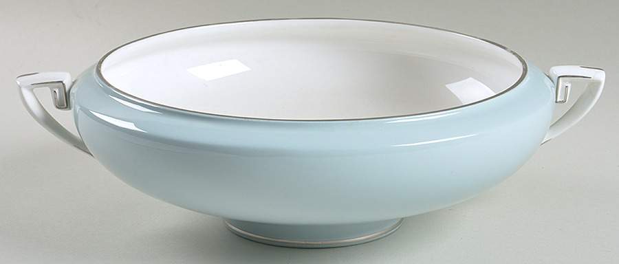 Moonflower Round Vegetable No Lid by Royal Worcester-1