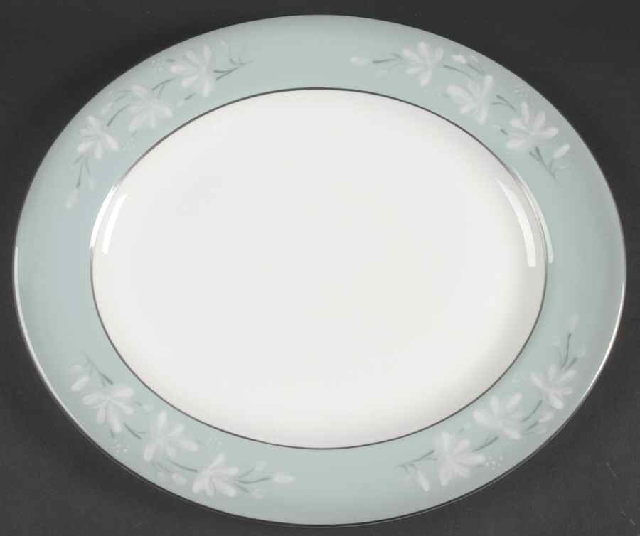 Moonflower 13" Oval Serving Platter by Royal Worcester-1