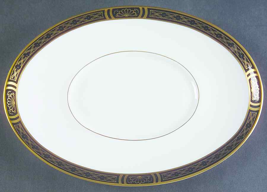 Mountbatten Black Underplate for Gravy Boat by Royal Worcester-1