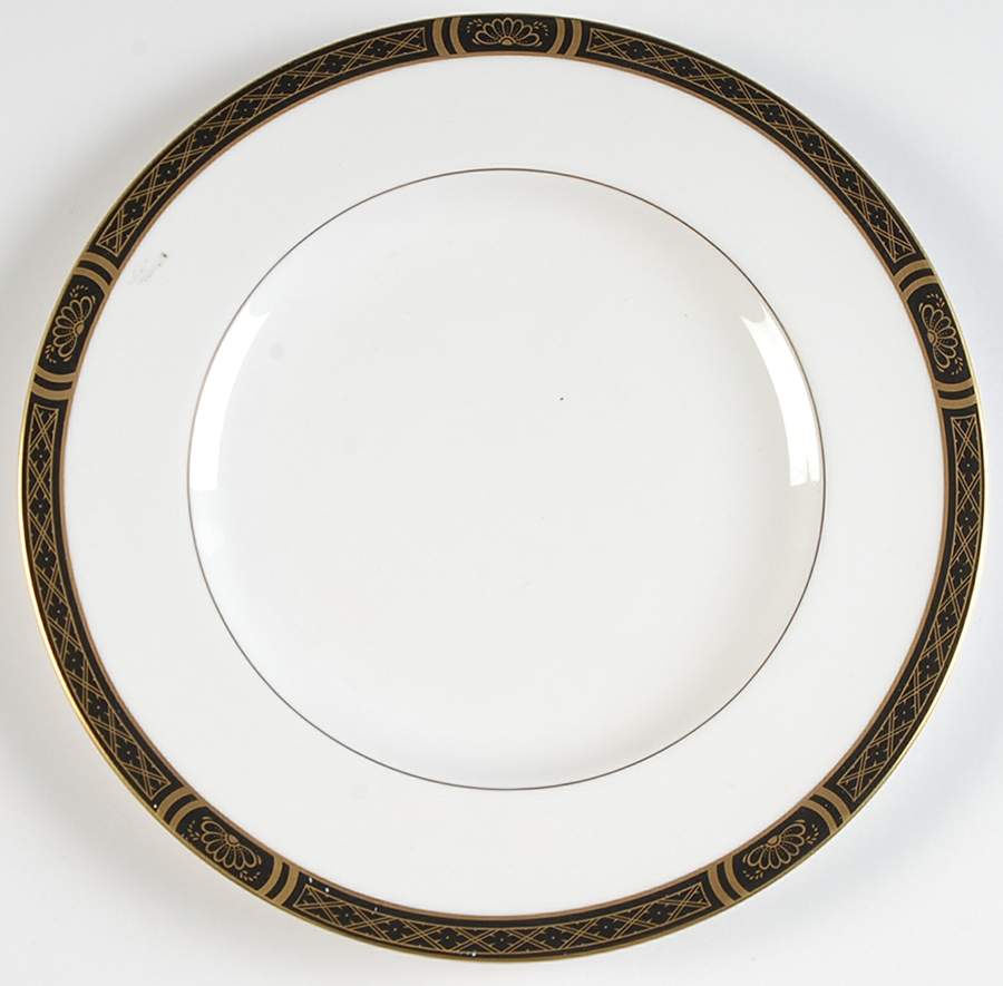 Mountbatten Black Luncheon Plate by Royal Worcester-1