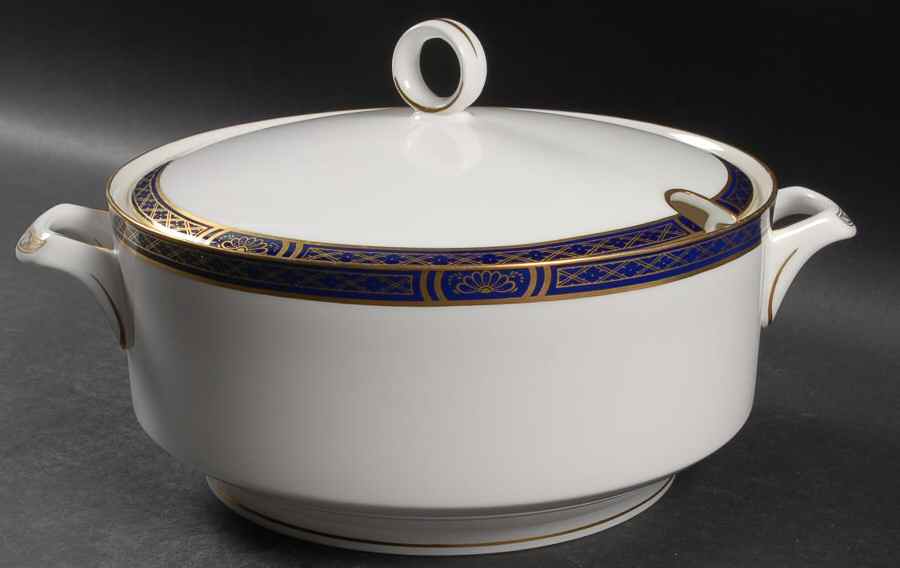 Mountbatten Cobalt Blue (Gold Trim) Tureen & Lid by Royal Worcester-1