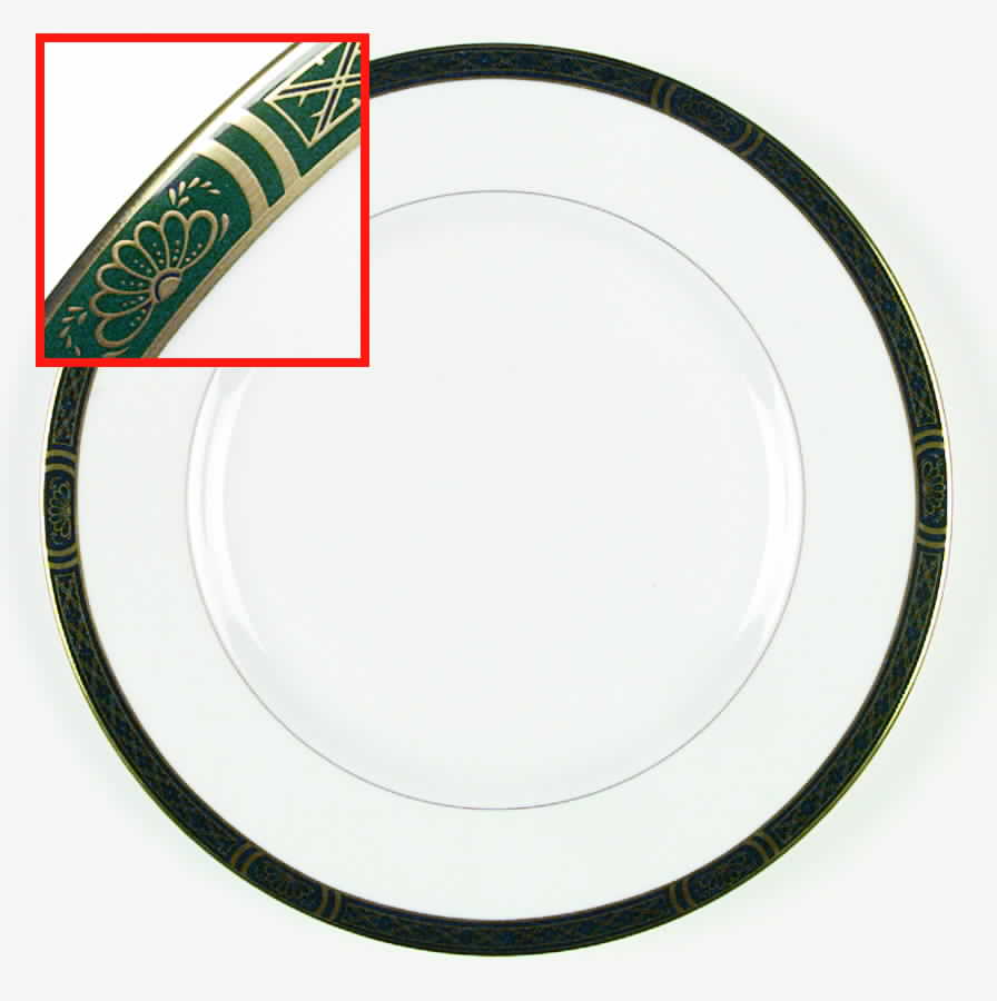 Mountbatten Green Dinner Plate by Royal Worcester-1