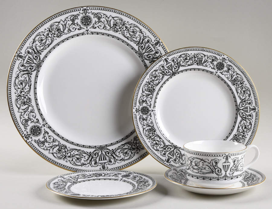 Padua 5 Piece Place Setting by Royal Worcester-1