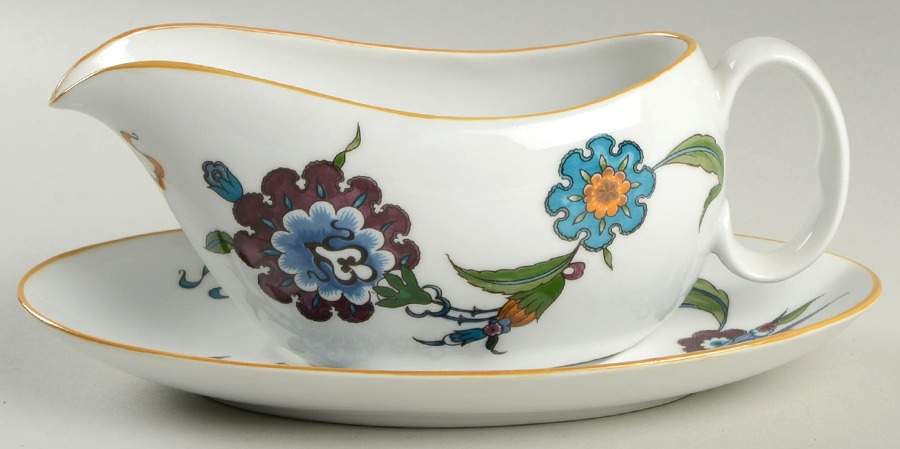 Palmyra Gravy Boat & Underplate by Royal Worcester-1