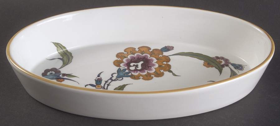 Palmyra 10" Oval Baker by Royal Worcester-1