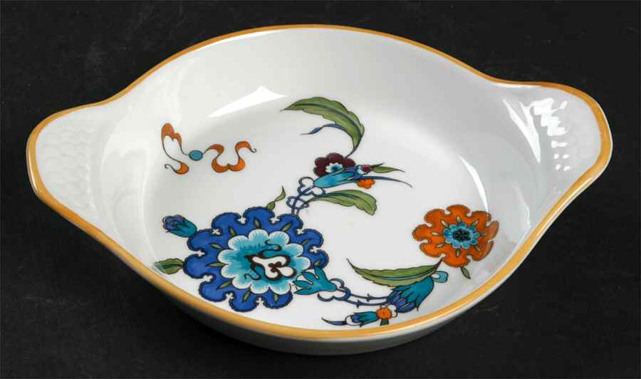 Palmyra 7" Eared Round Egg Dish by Royal Worcester-1
