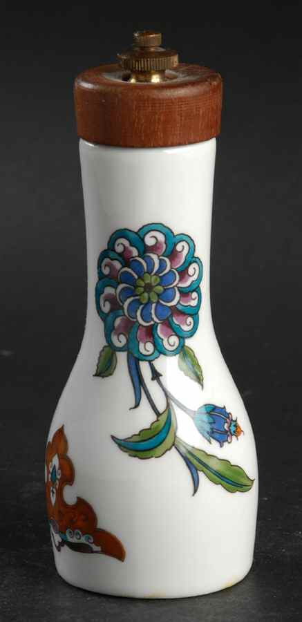 Palmyra Pepper Mill by Royal Worcester-1