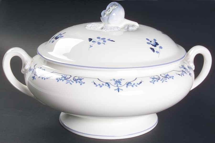 Petite Fleur Blue (Smooth) Round Covered Vegetable by Royal Worcester-1