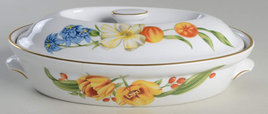 Pershore (Gold Trim) 10" Oval Entree Dish & Lid by Royal Worcester-1