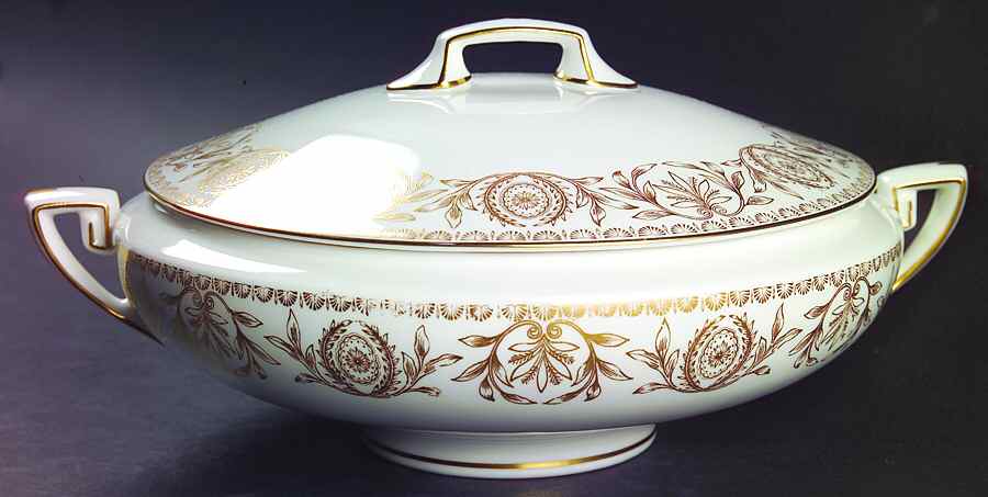 Pompadour Gold and White Round Covered Vegetable by Royal Worcester-1