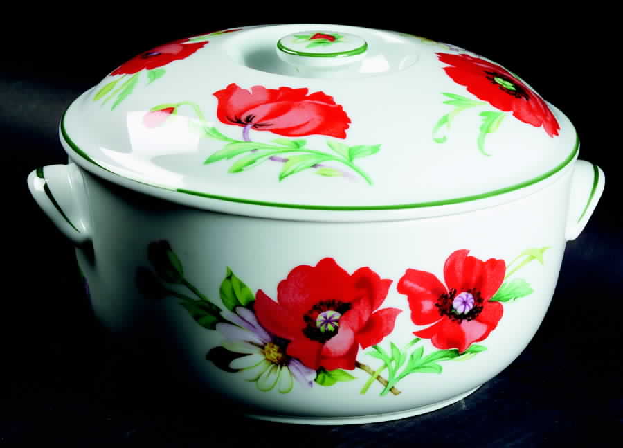 Poppies 3 Quart Round Covered Casserole by Royal Worcester-1