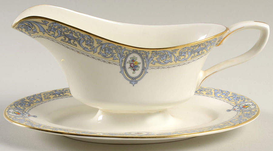 Portia (Z1407-1) Gravy Boat with Attached Underplate by Royal Worcester-1