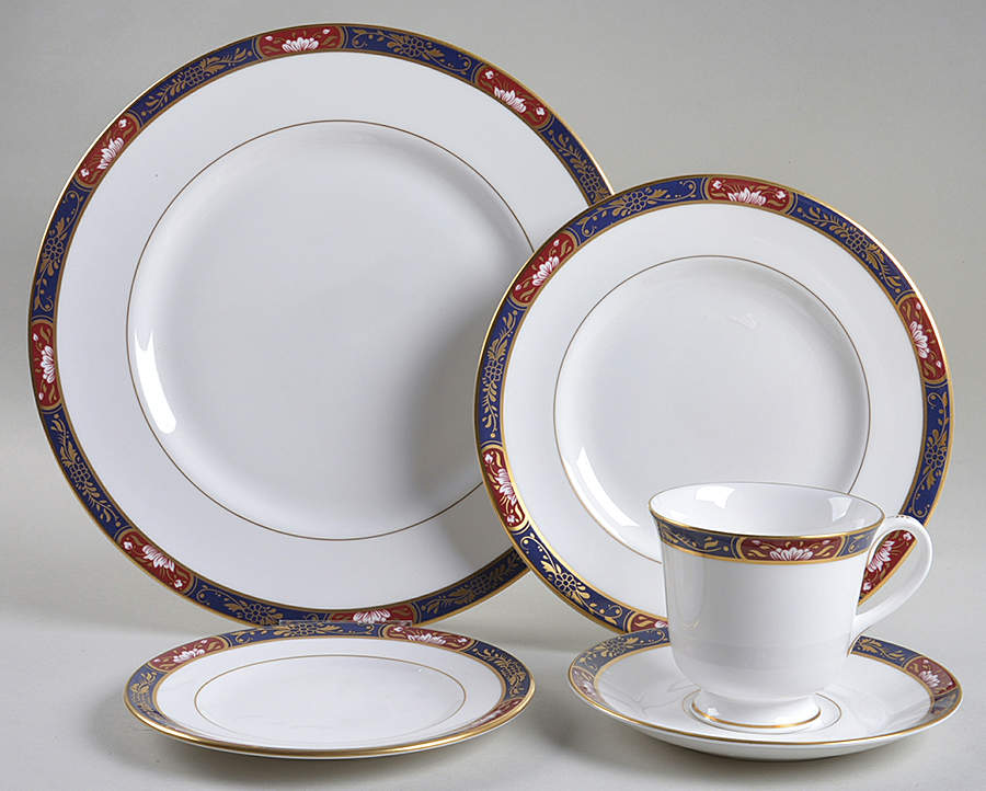 Prince Regent 40 Piece Estate Set by Royal Worcester-1