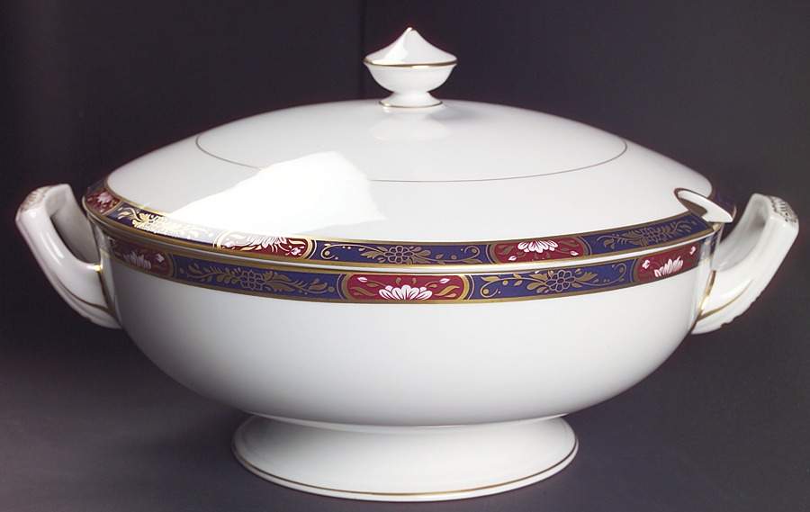 Prince Regent Tureen & Lid by Royal Worcester-1