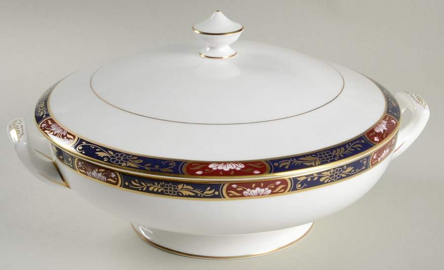 Prince Regent Round Covered Vegetable by Royal Worcester-1