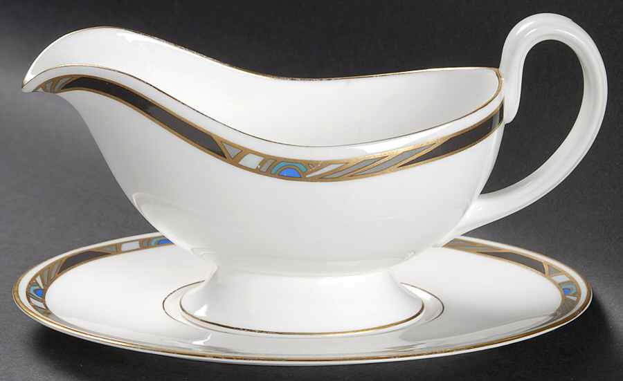 Raffles Gravy Boat & Underplate by Royal Worcester-1
