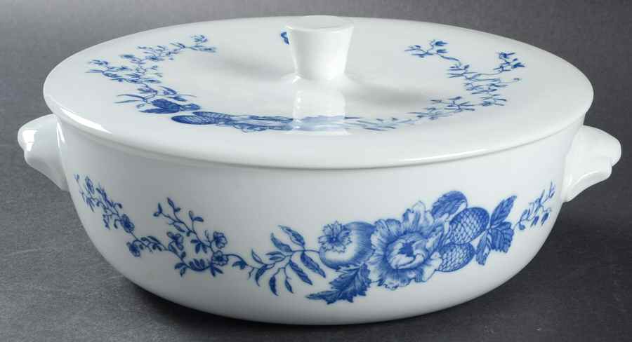 Rhapsody 7" Round Entree Dish & Lid by Royal Worcester-1