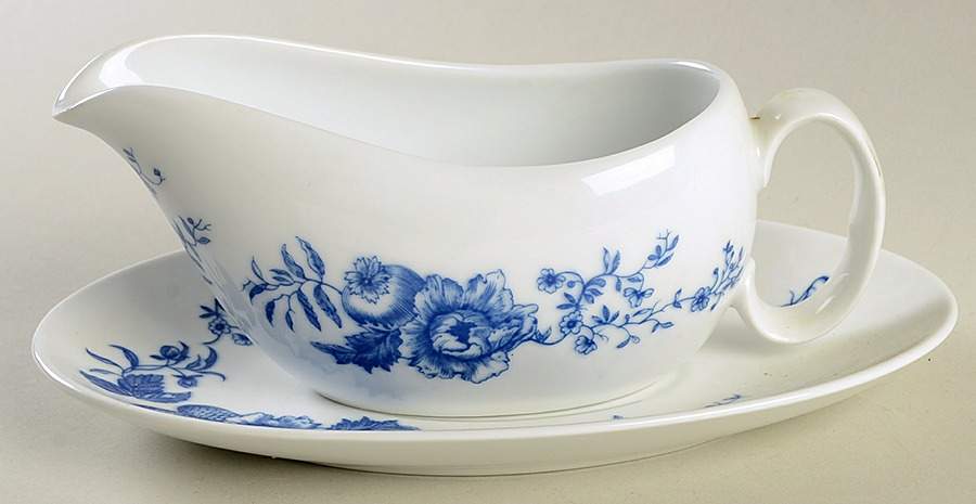 Rhapsody Gravy Boat & Underplate by Royal Worcester-1