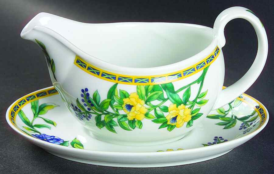 Rio Gravy Boat & Underplate by Royal Worcester-1