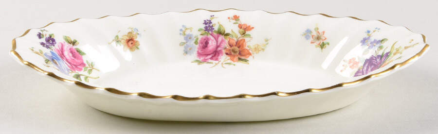 Roanoke Cream Pickle Dish by Royal Worcester-1