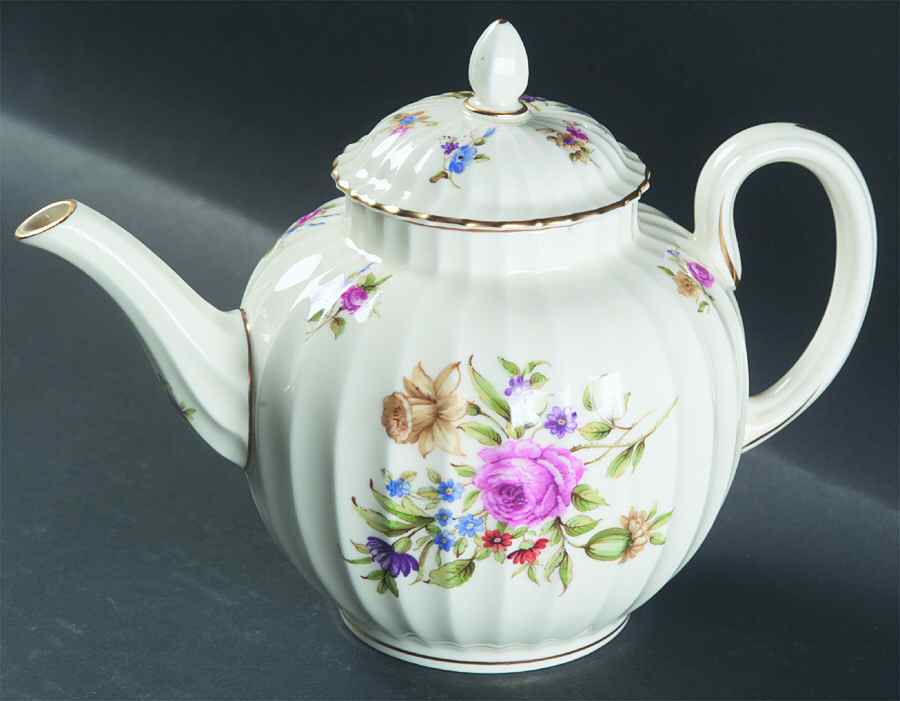 Roanoke Cream Small Teapot & Lid by Royal Worcester-1