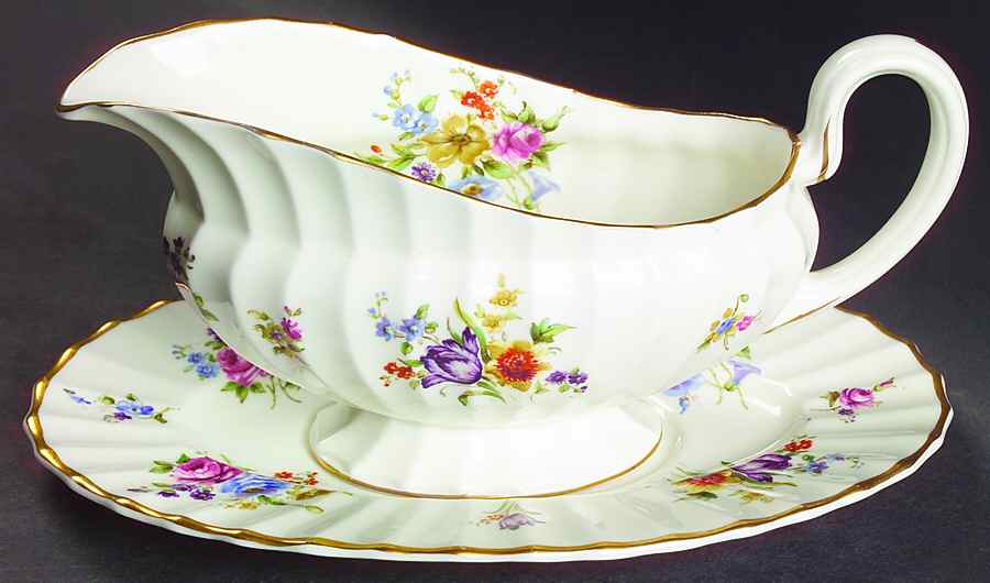 Roanoke Cream Gravy Boat & Underplate by Royal Worcester-1