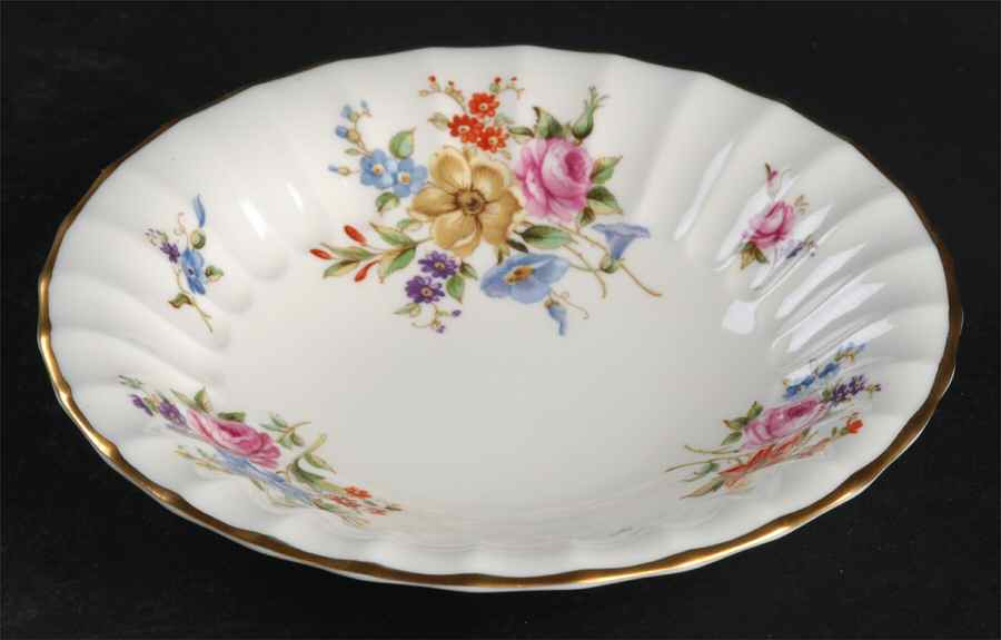 Roanoke Cream Fruit/Dessert (Sauce) Bowl by Royal Worcester-1