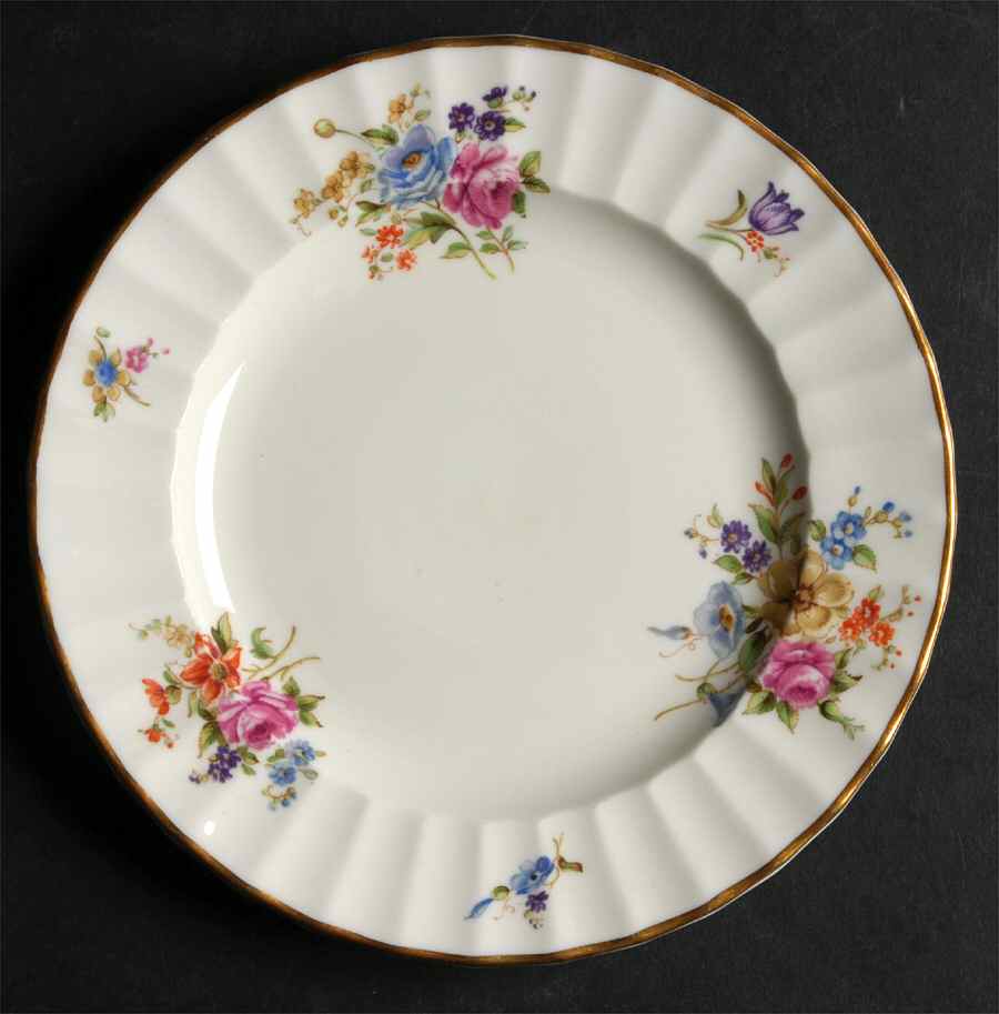 Roanoke Cream Dessert/Pie Plate by Royal Worcester-1