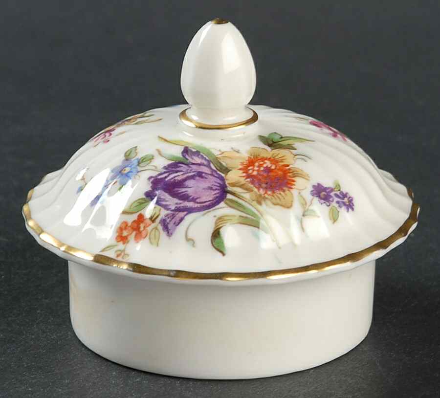 Roanoke Cream Lid for Mini Teapot by Royal Worcester-1