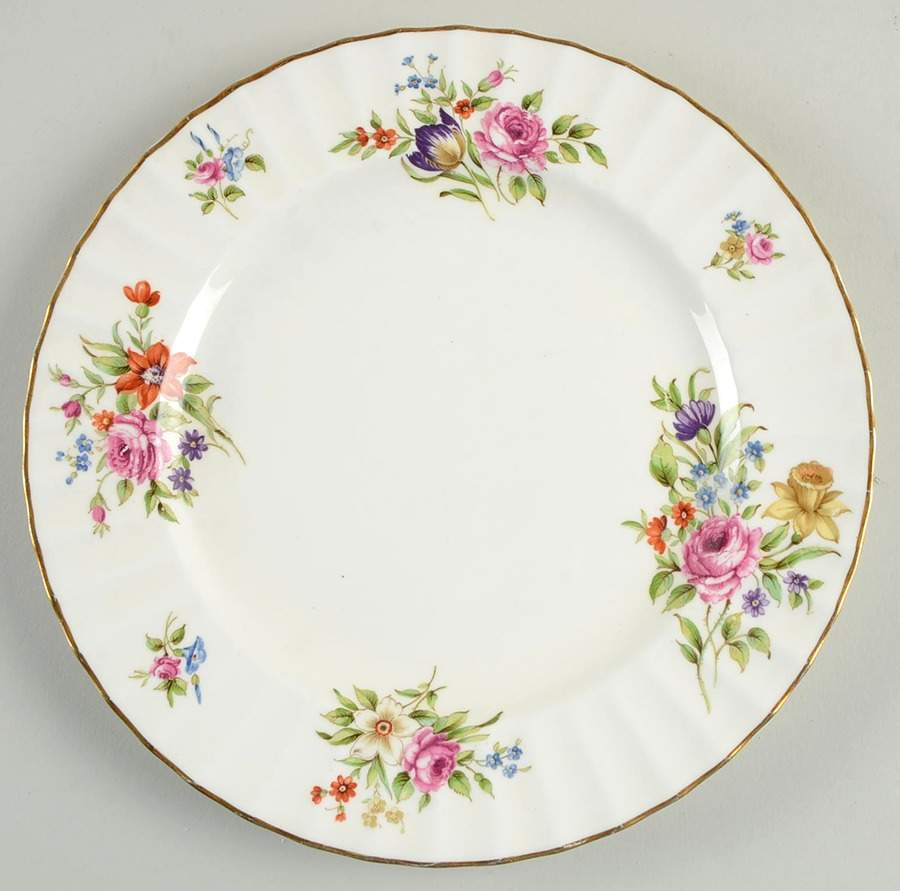Roanoke Cream Luncheon Plate by Royal Worcester-1