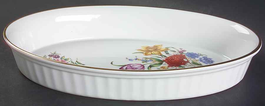 Roanoke White 10" Oval Baker by Royal Worcester-1