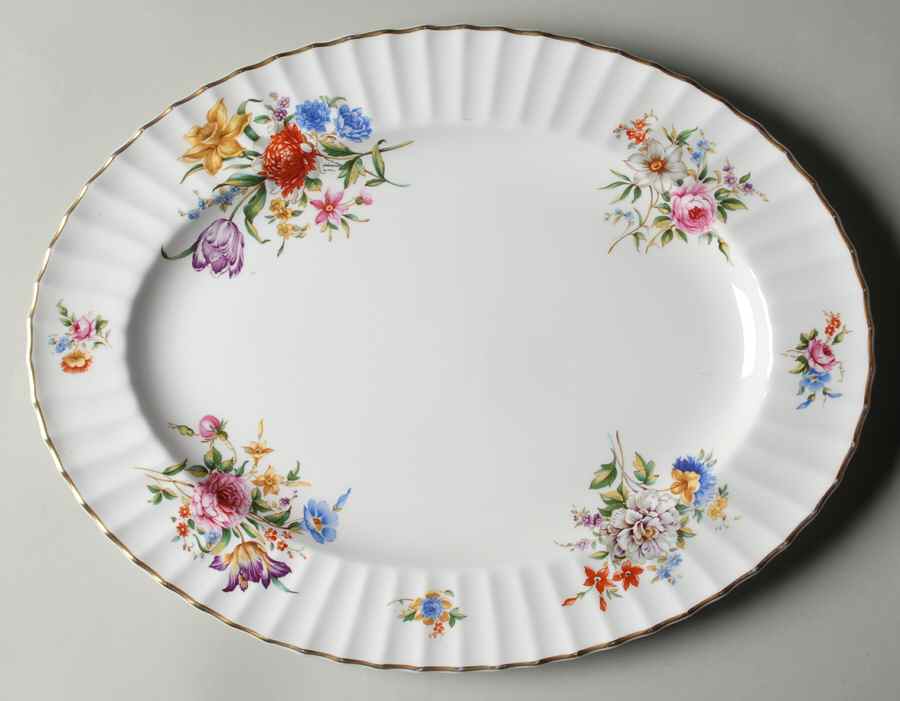 Roanoke White 15" Oval Serving Platter by Royal Worcester-1