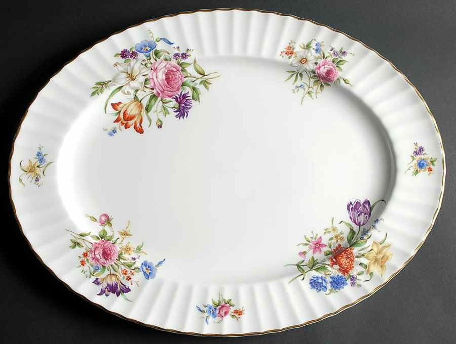 Roanoke White 17" Oval Serving Platter by Royal Worcester-1