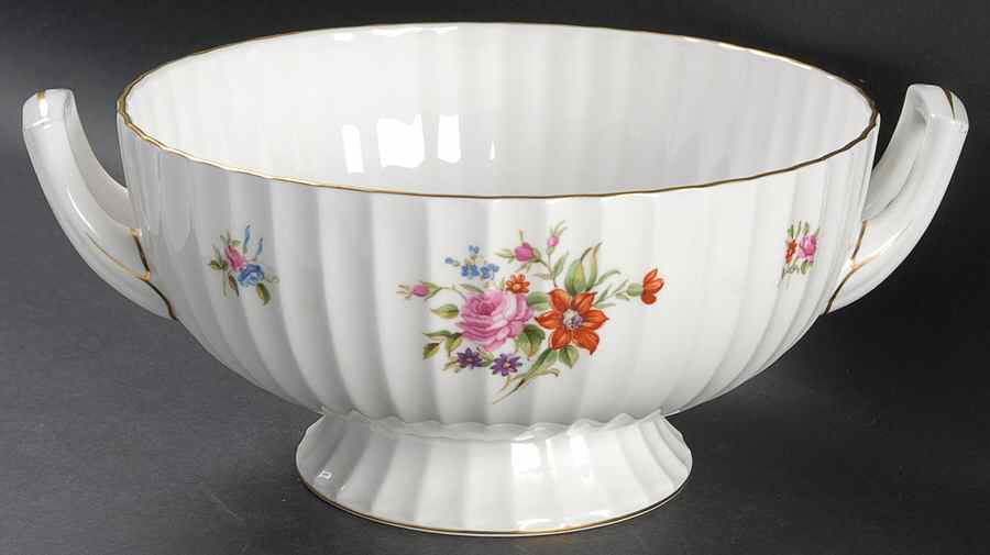 Roanoke White Tureen No Lid by Royal Worcester-1
