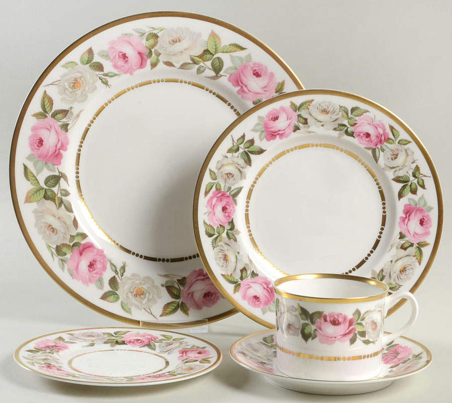 Royal Garden (Dotted Inner Ring) 5 Piece Place Setting by Royal Worcester-1