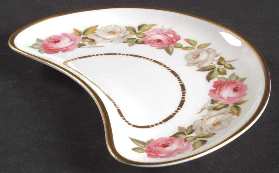 Royal Garden (Dotted Inner Ring) Crescent Salad Plate by Royal Worcester-1