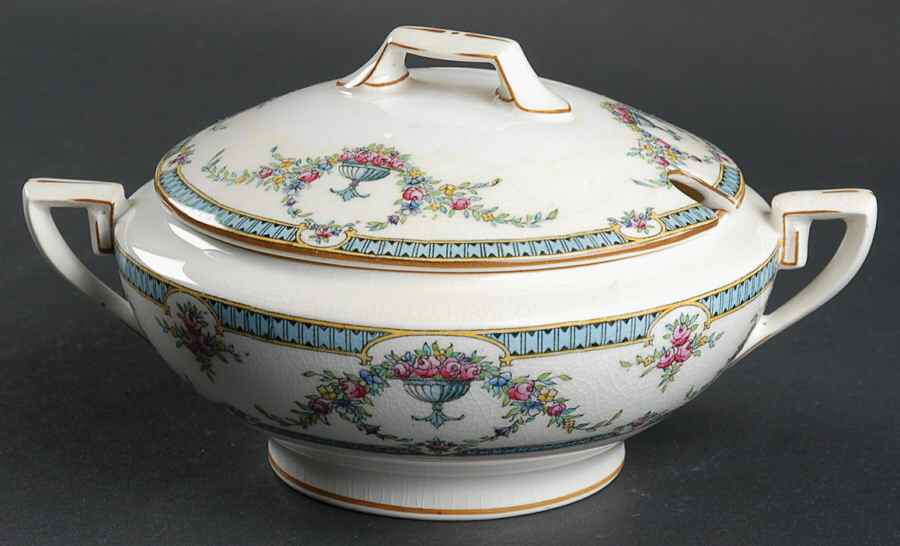 Rosemary Light Blue Black Sugar Bowl & Lid by Royal Worcester-1