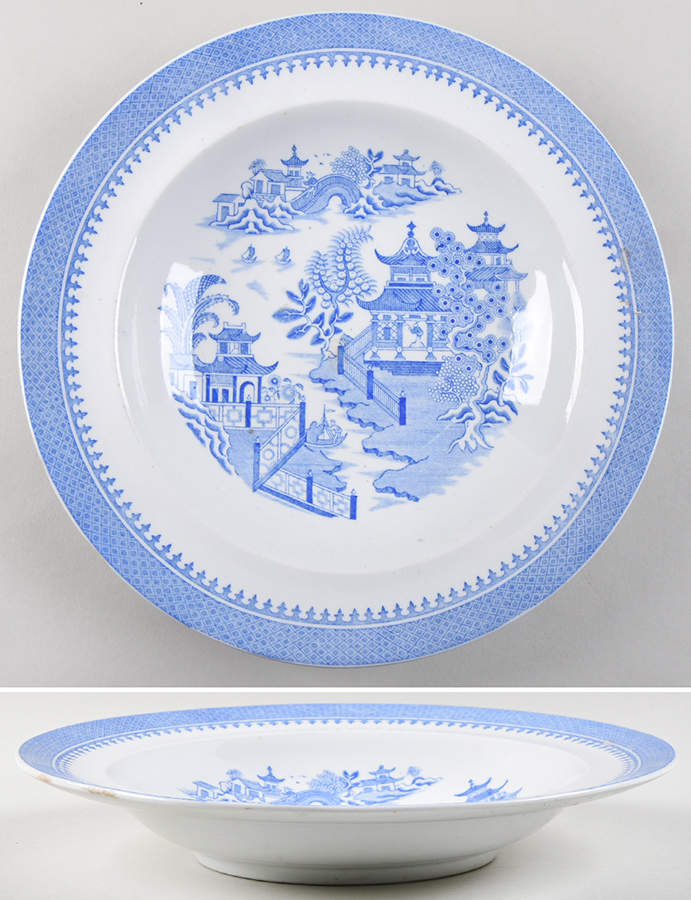 RW16 Muffin Dish No Lid by Royal Worcester-1