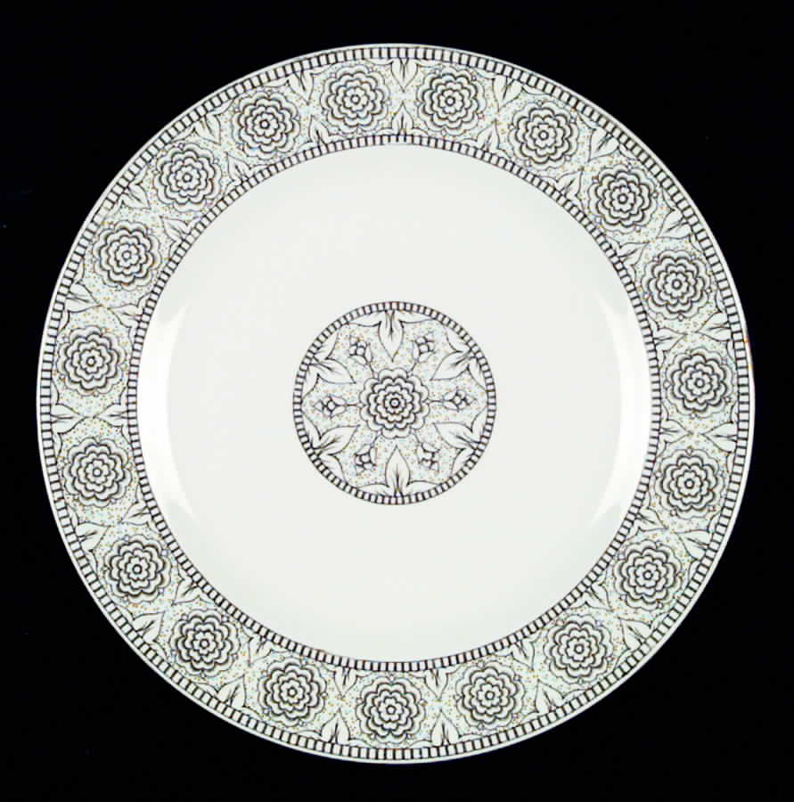 RW6 Luncheon Plate by Royal Worcester-1