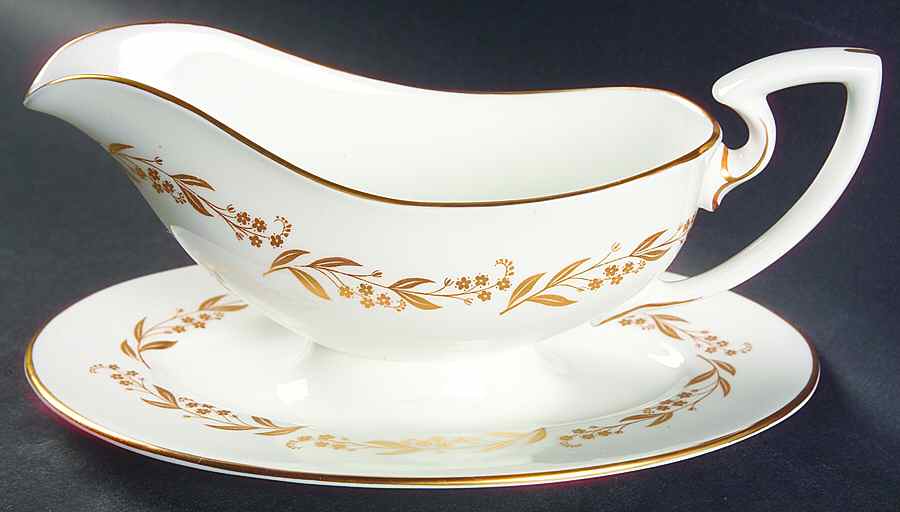 Saguenay Gravy Boat with Attached Underplate by Royal Worcester-1