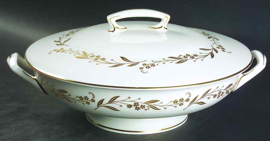 Saguenay Round Covered Vegetable by Royal Worcester-1