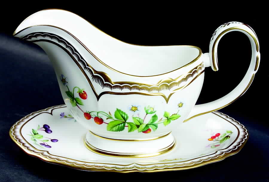 Sandringham Gravy Boat & Underplate by Royal Worcester-1