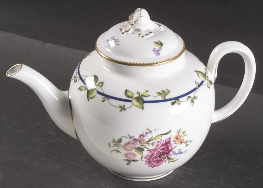 Sheridan Teapot & Lid by Royal Worcester-1