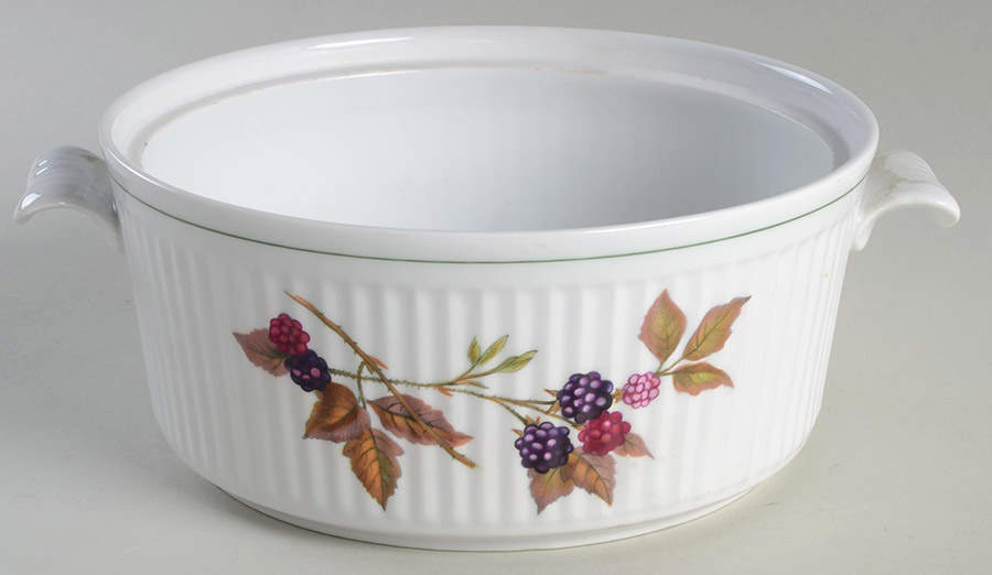 Shelton Orchard (Green Verge) Round Vegetable No Lid by Royal Worcester-1