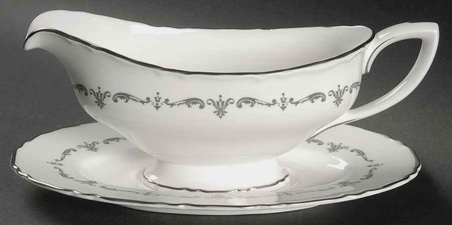Silver Chantilly Gravy Boat & Underplate by Royal Worcester-1